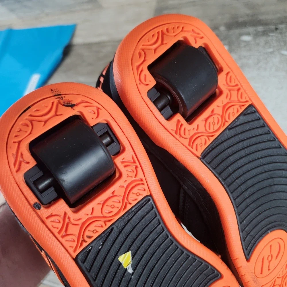 Heelys Propel‎ 2.0 Youth Skate Shoes Sz 4 Black Orange Leather Lace Up *no caps*